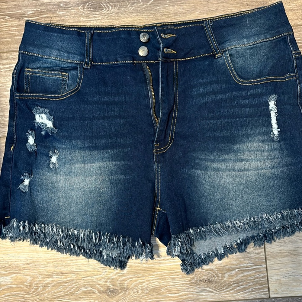 Denim shorts dark wash